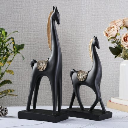 Girafe Two Set Resin Showpiece For
